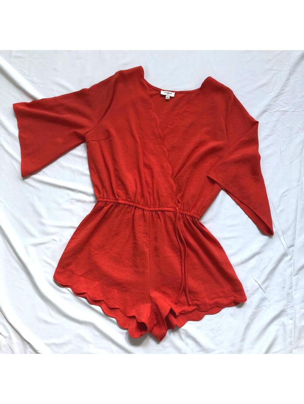 EUC Small Umgee Boho Red Scallop Wrap Shorts Romper Playsuit Bell Sleeves